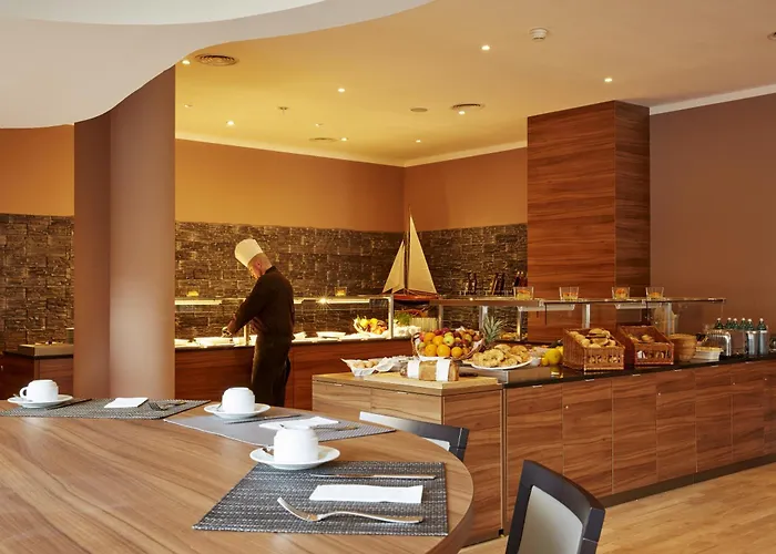 H4 Hotel Hamburg Bergedorf, Trademark Collection By Wyndham